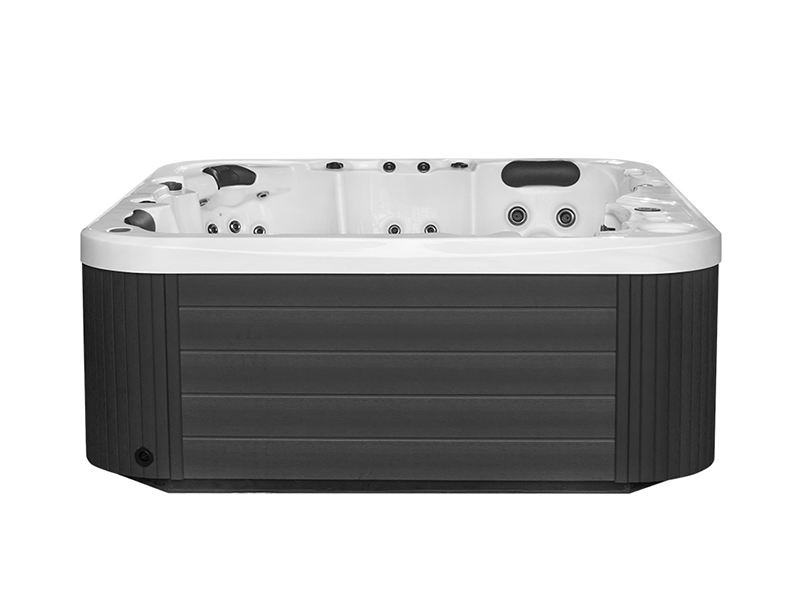Hot tub A230