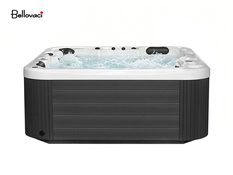Hot tub A230