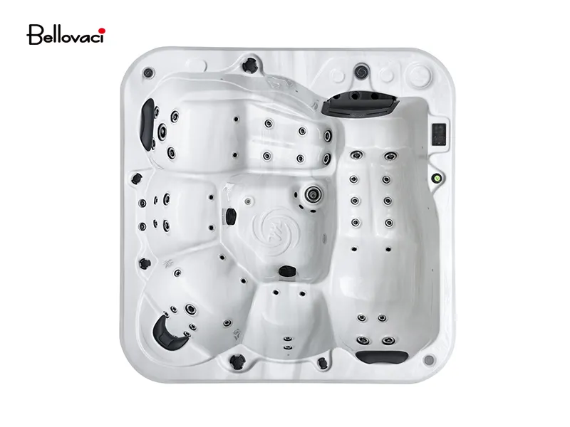 Hot tub A230