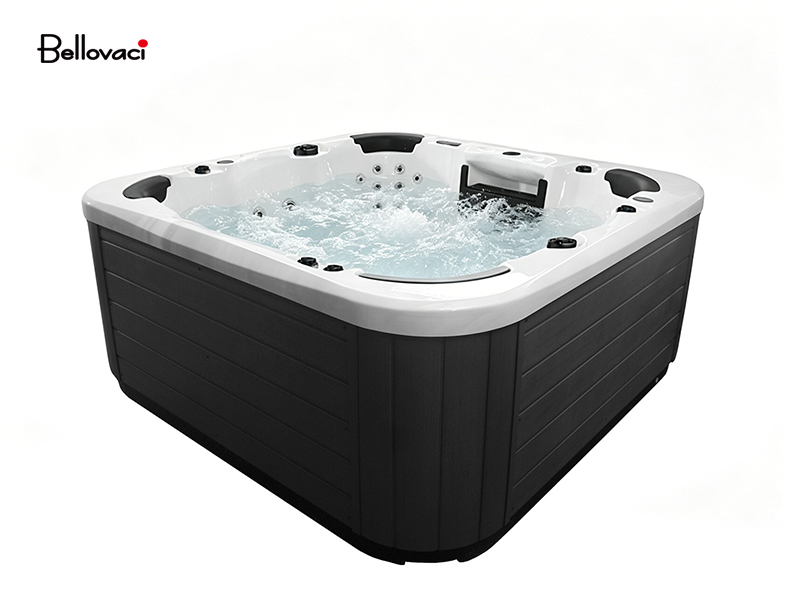 Hot tub B216