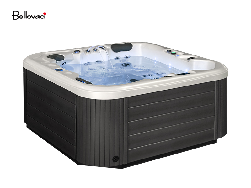 Hot tub C200
