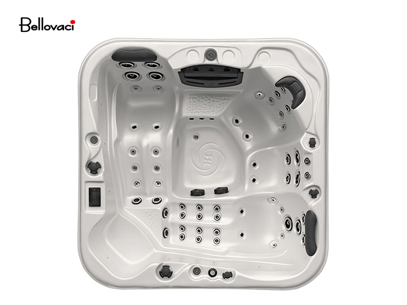 Hot tub C200